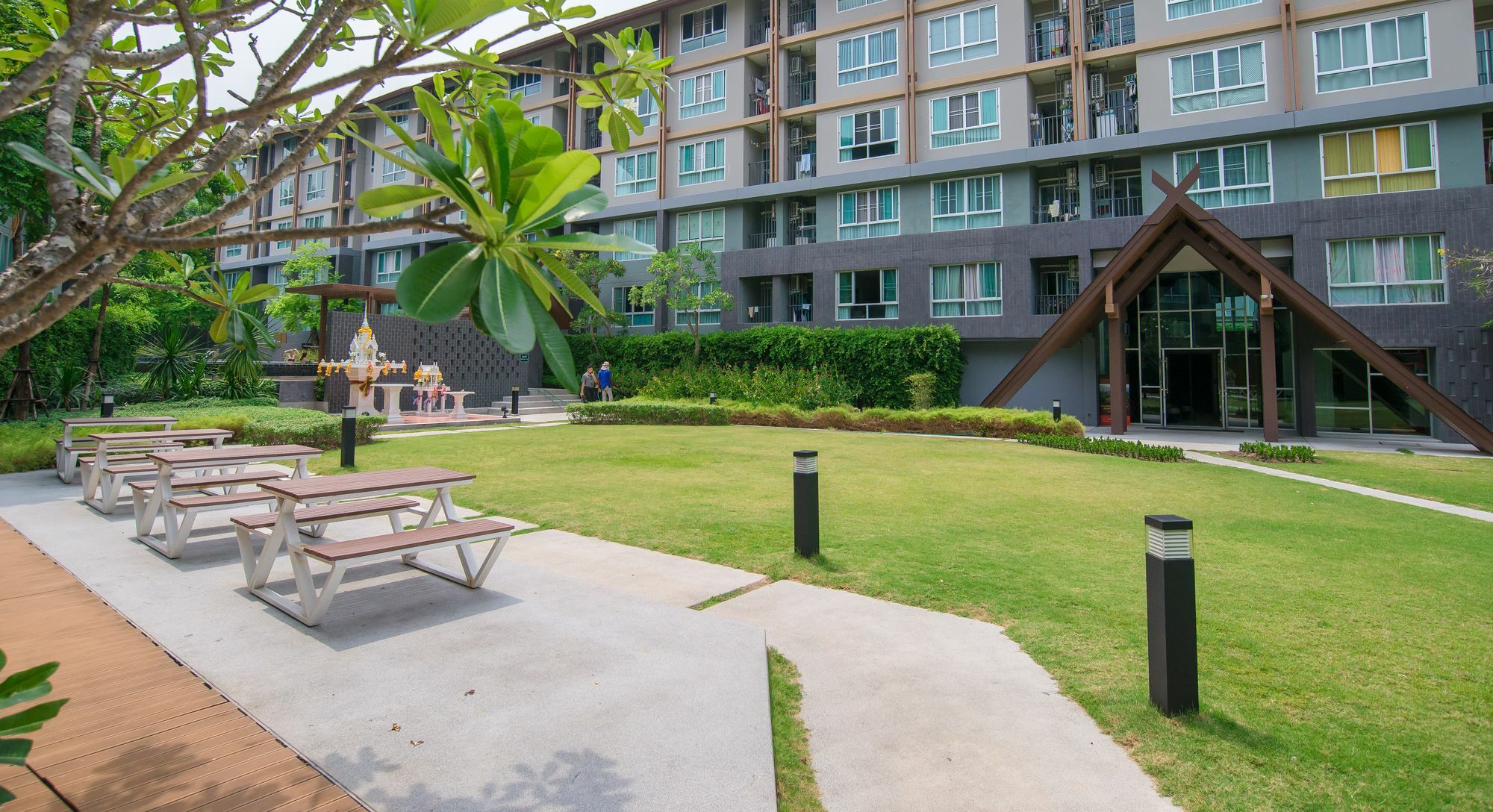 Hoc Daily Apartment Chiang Mai Buitenkant foto
