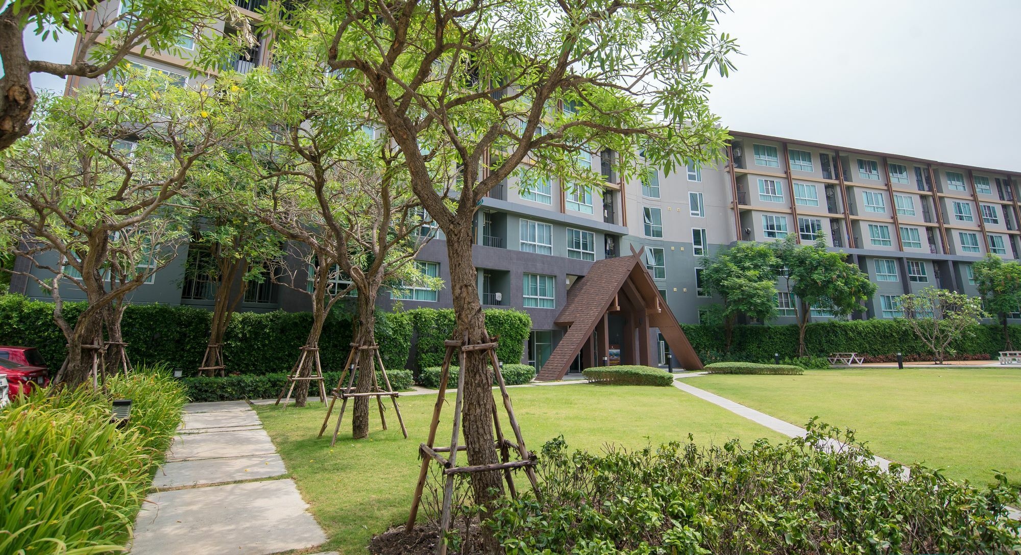 Hoc Daily Apartment Chiang Mai Buitenkant foto